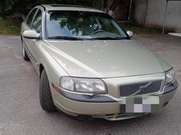 Volvo S80, 2000 год выпуска с двигателем Бензин, 14 362 BYN в г. Минск