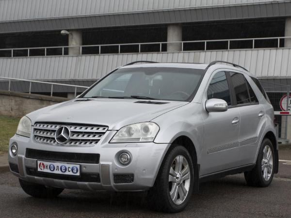 Mercedes-Benz M-класс, 2005 год выпуска с двигателем Бензин, 39 610 BYN в г. Минск