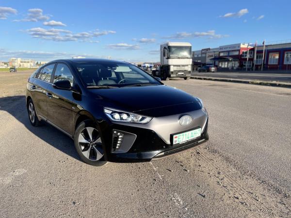 Hyundai IONIQ, 2018 год выпуска с двигателем Электро, 50 594 BYN в г. Минск