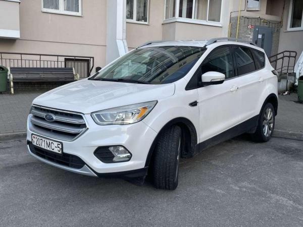 Ford Escape, 2017 год выпуска с двигателем Бензин, 47 536 BYN в г. Минск