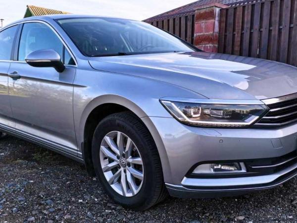 Volkswagen Passat, 2018 год выпуска с двигателем Бензин, 70 974 BYN в г. Минск