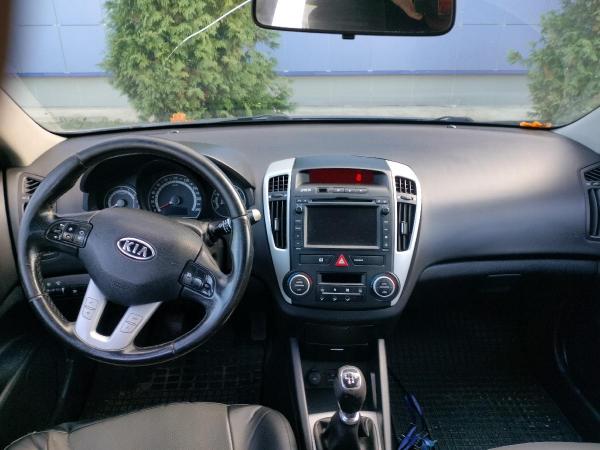 Kia Ceed, 2010 год выпуска с двигателем Бензин, 6 200 BYN в г. Калинковичи