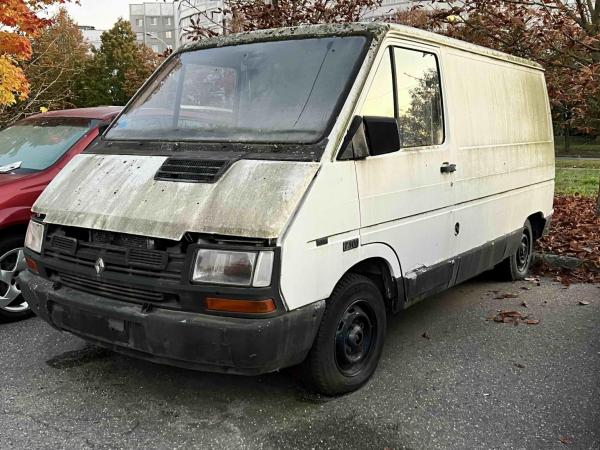 Renault Trafic, 1993 год выпуска с двигателем Бензин, 1 987 BYN в г. Минск