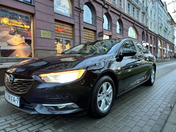 Opel Insignia, 2018 год выпуска с двигателем Бензин, 5 107 BYN в г. Минск