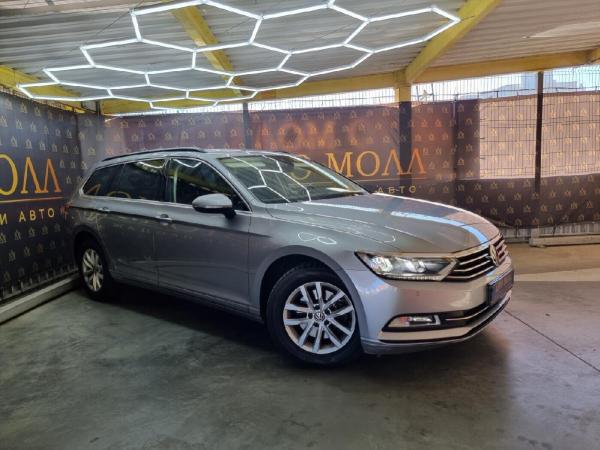 Volkswagen Passat, 2019 год выпуска с двигателем Бензин, 62 153 BYN в г. Брест