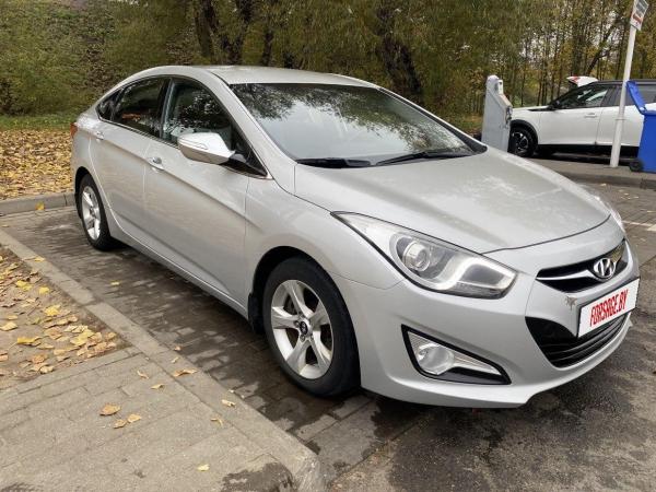 Hyundai i40, 2014 год выпуска с двигателем Бензин, 38 933 BYN в г. Минск