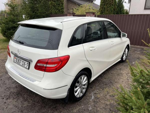 Mercedes-Benz B-класс, 2012 год выпуска с двигателем Бензин, 39 888 BYN в г. Минск