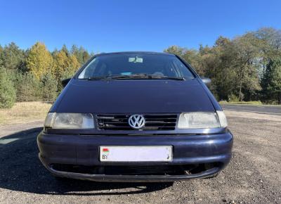 Фото Volkswagen Sharan