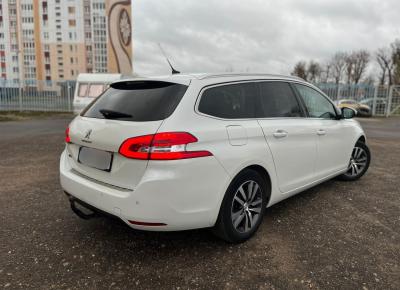 Фото Peugeot 308