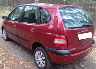 Фото Renault Scenic