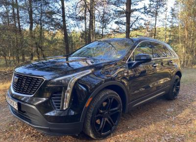 Фото Cadillac XT4