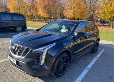 Фото Cadillac XT4