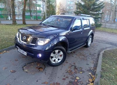 Фото Nissan Pathfinder