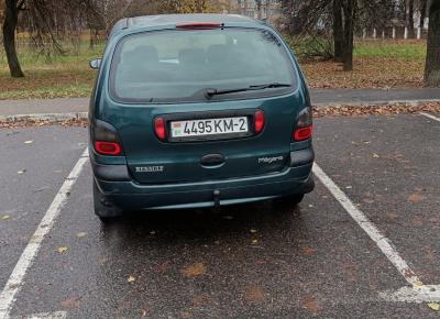 Фото Renault Scenic