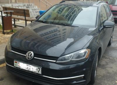 Фото Volkswagen Golf