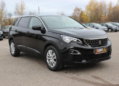 Фото Peugeot 5008