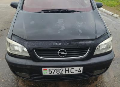 Фото Opel Zafira