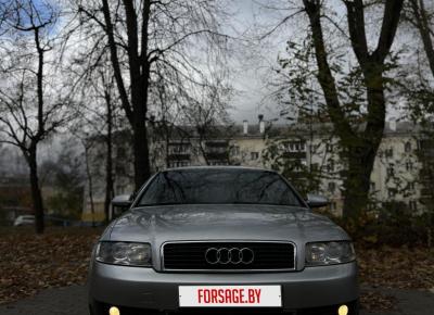 Фото Audi A4