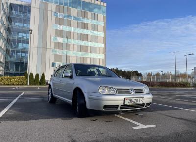 Фото Volkswagen Golf