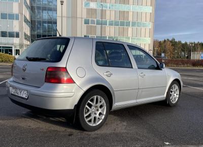 Фото Volkswagen Golf