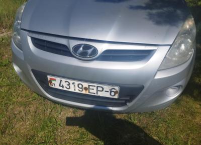 Фото Hyundai i20