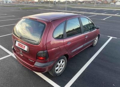 Фото Renault Scenic