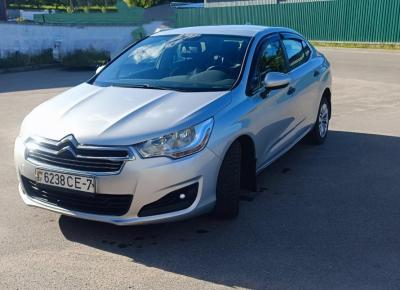 Фото Citroen C4