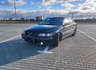 Фото Volvo S60