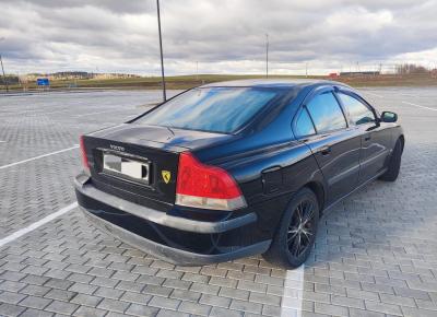 Фото Volvo S60