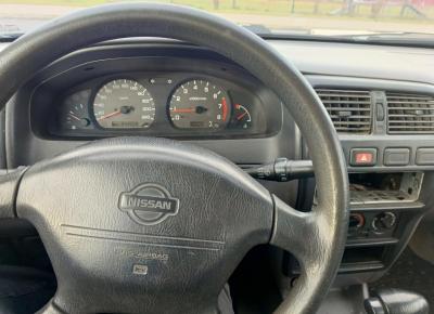 Фото Nissan Almera