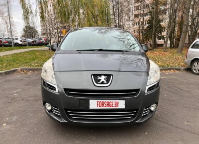 Фото Peugeot 5008