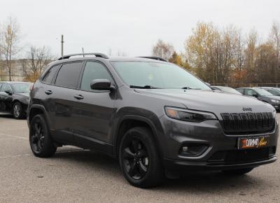 Фото Jeep Cherokee