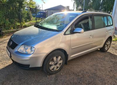 Фото Volkswagen Touran