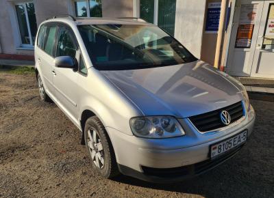 Фото Volkswagen Touran