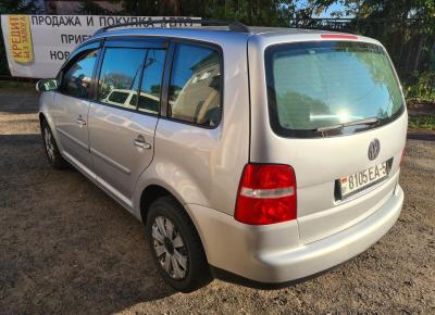 Фото Volkswagen Touran