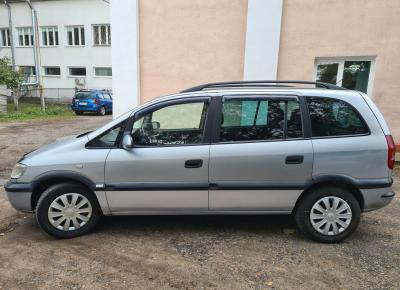 Фото Opel Zafira