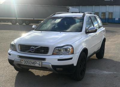 Фото Volvo XC90