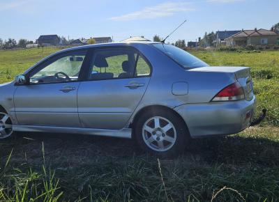 Фото Mitsubishi Lancer