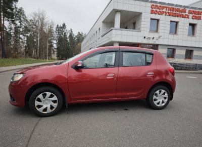 Фото Renault Sandero