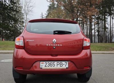 Фото Renault Sandero