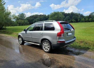 Фото Volvo XC90