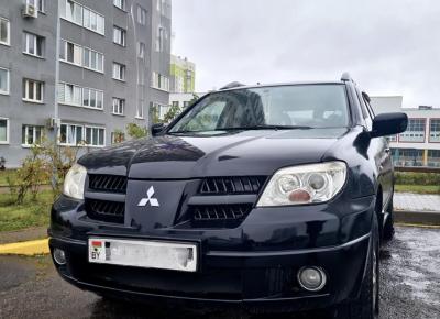 Фото Mitsubishi Outlander