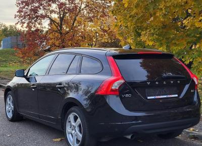 Фото Volvo V60