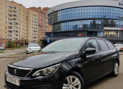 Фото Peugeot 308