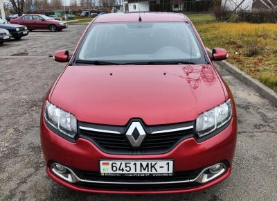 Фото Renault Logan