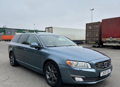 Фото Volvo V70