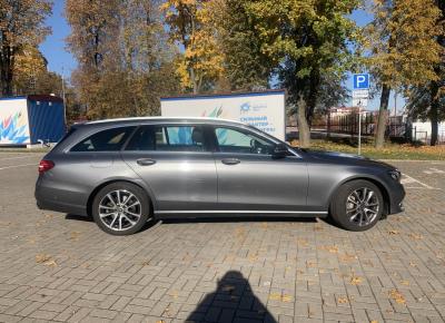 Фото Mercedes-Benz E-класс