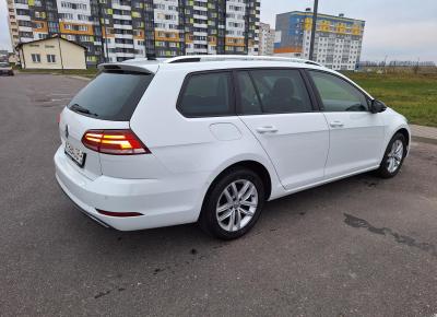 Фото Volkswagen Golf