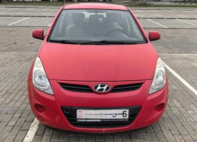 Фото Hyundai i20