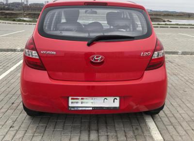 Фото Hyundai i20